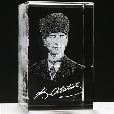 Sivil Kalpaklı Atatürk - 1